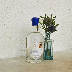 
            
                Load image into Gallery viewer, Cattivo Small Batch Gin (500ml)
            
        
